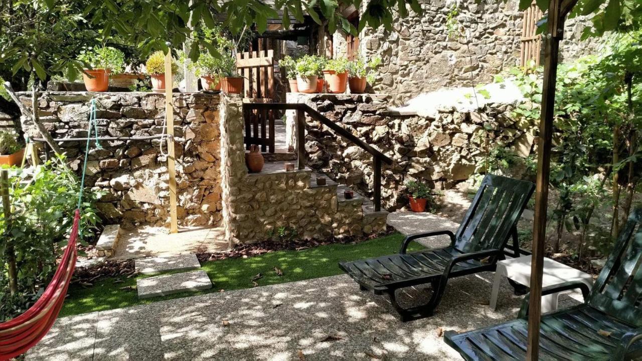 Casa Em Xisto Na Serra Da Lousa, Gondramaz المظهر الخارجي الصورة